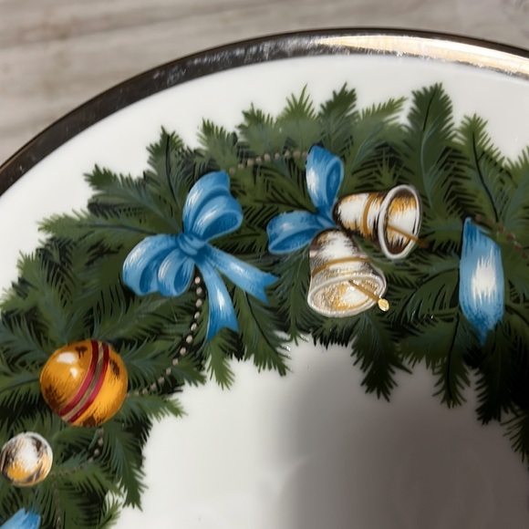 Gorgeous condition - was used for display so no scratching or use - Picture 2 of 6